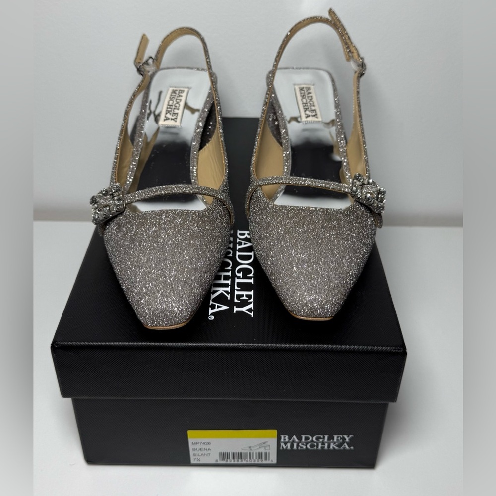 Badgley Mischka NIB Silver Sparkly Buena Embellished Slingback Pumps - Picture 2 of 9